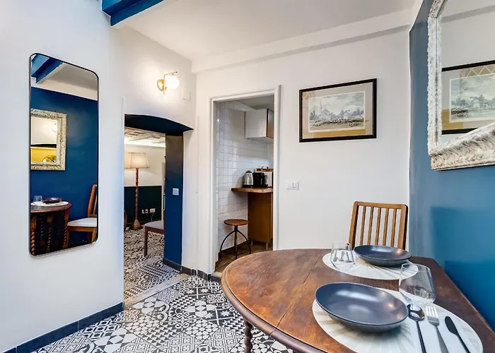 Vivilo Collection - Macelli Spanish Steps Apartment