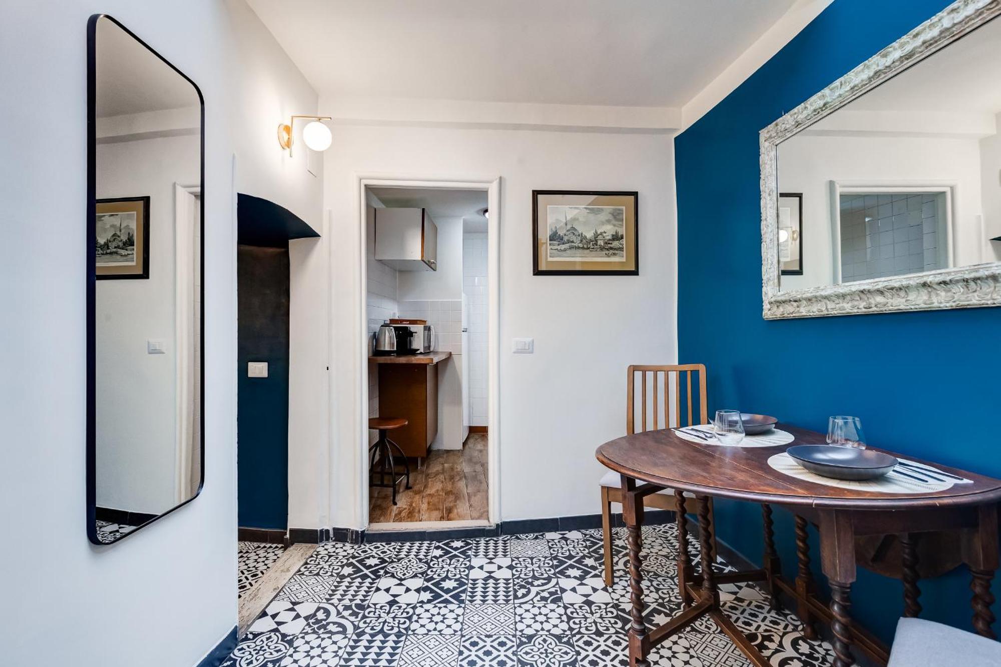 Vivilo Collection - Macelli Spanish Steps Apartment *